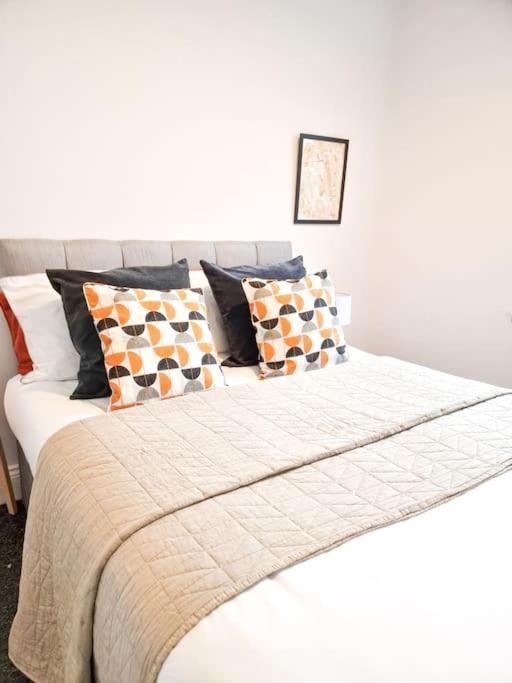 Stunning Flat Close To Beach Swansea Esterno foto